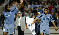 开云下载-马赛防线连续失守，欧战资格或受威胁的简单介绍