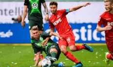 开云体育平台APP-包含精彩足球对抗：球星实力对决，场面激烈的词条