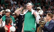 开云体育APP下载-关于76人绝地反击凯尔特人，塔图姆爆发神勇的信息