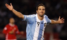 开云体育在线-从多特蒙德对阵喀麦隆看奥纳纳，一场现代门将的教科书式演绎