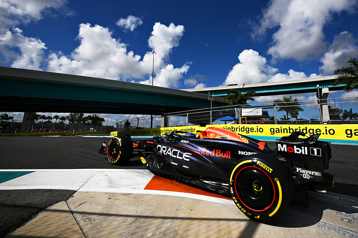 包含威廉姆斯力克阿斯顿马丁,维斯塔潘惊艳四座的词条 包含威廉姆斯力克阿斯顿马丁,维斯塔潘惊艳四座的词条