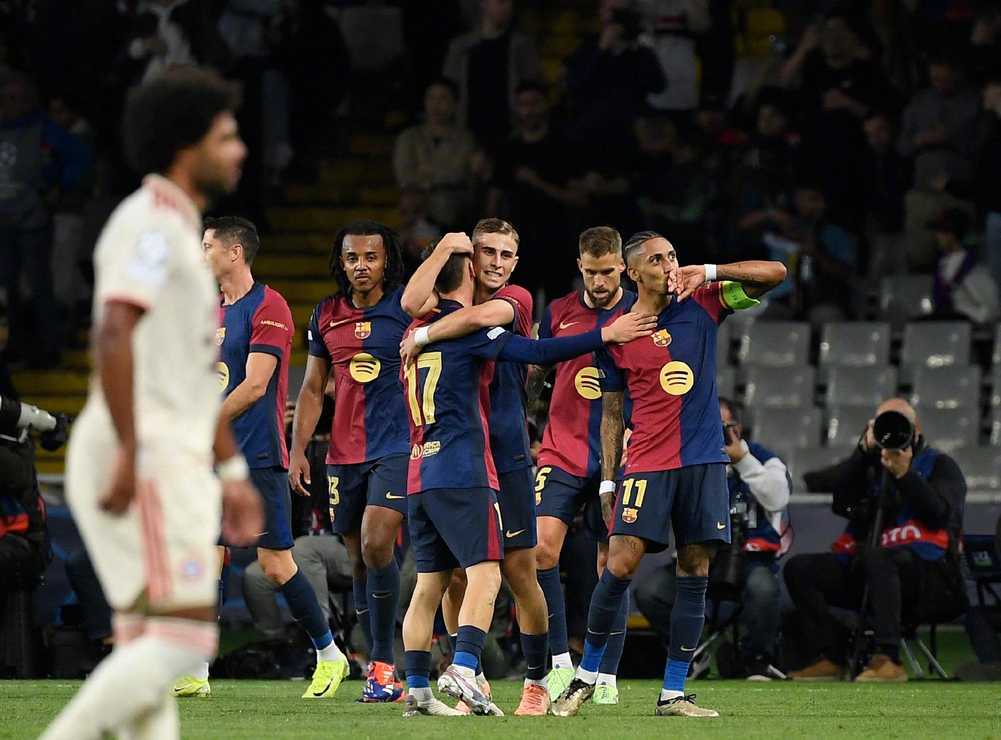 包含塞维利亚主场大胜巴拉多利德，稳固争冠地位的词条