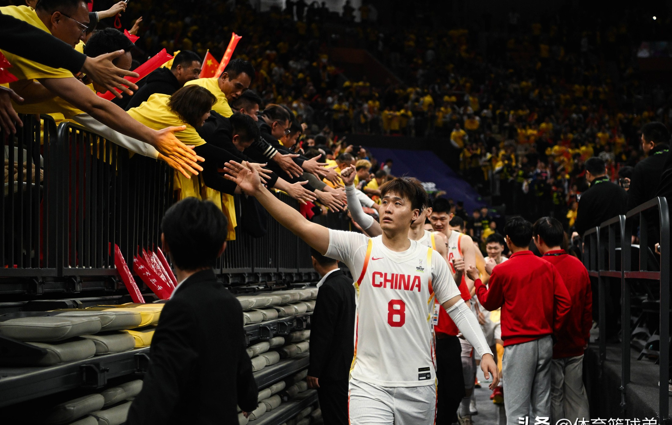 体育赛事热度攀升,球员展现超强实力的简单介绍 体育赛事热度攀升,球员展现超强实力的简单介绍