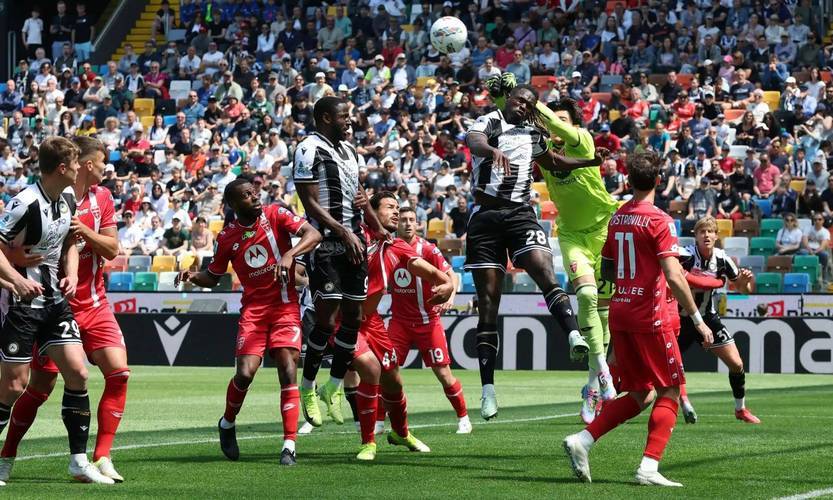 关于乌迪内斯球员士气高涨,备战接下来关键比赛的信息 关于乌迪内斯球员士气高涨,备战接下来关键比赛的信息