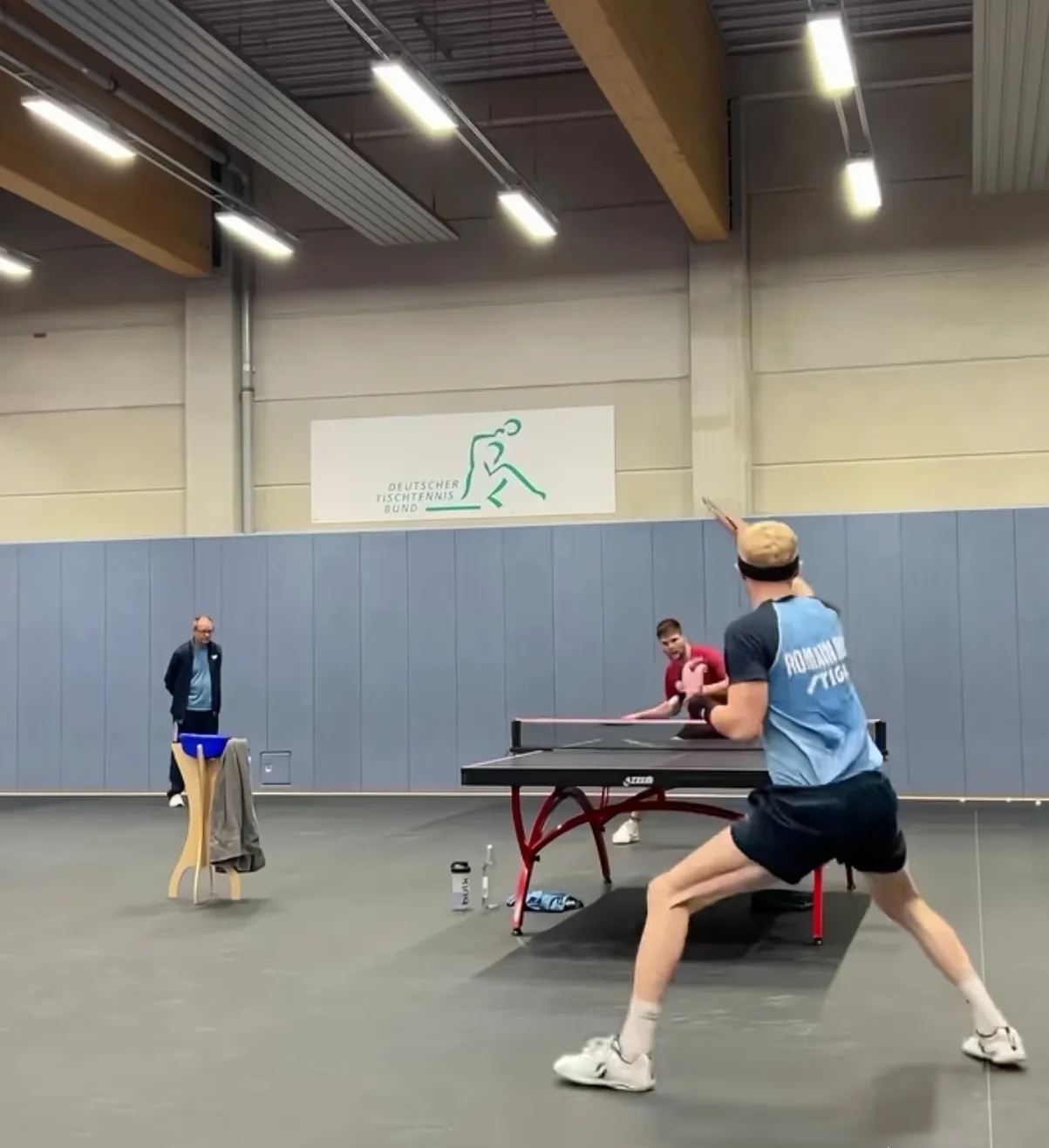 包含德国乒乓球队强势韩国乒乓球队，奥恰洛夫统治全场的词条