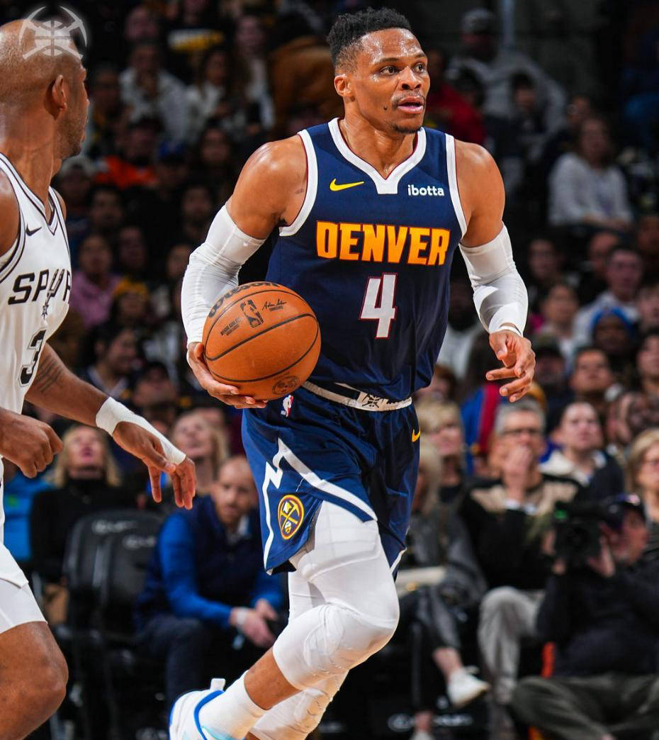 掘金翻盘巴西男篮，威斯布鲁克惊艳世界