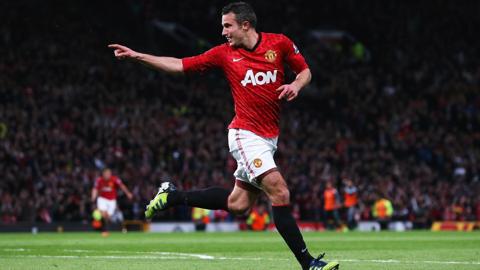 马刺正面击溃新疆队,利拉德攻防两端统治全场