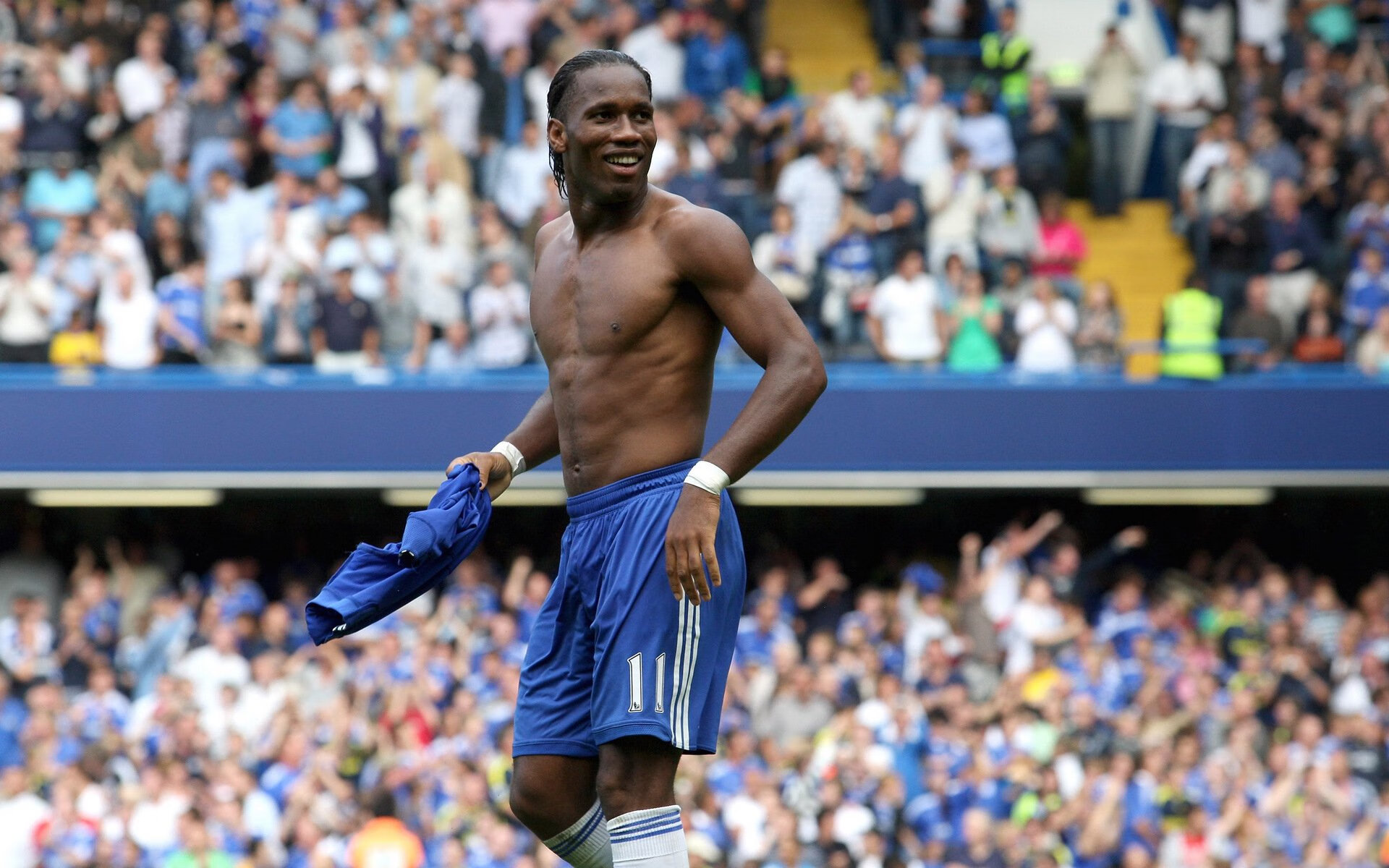 孤星闪耀，武切维奇在季后赛之夜的统治级独白